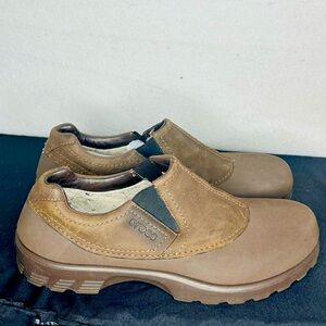 Crocs Men's Sz 8 Shoes Brown Leather Fleece Lined Rubber Toe Winter Warm Axle